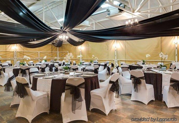 Protea Hotel By Marriott Polokwane Landmark Екстериор снимка