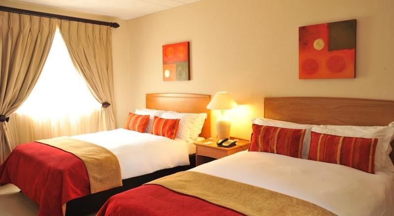 Protea Hotel By Marriott Polokwane Landmark Екстериор снимка