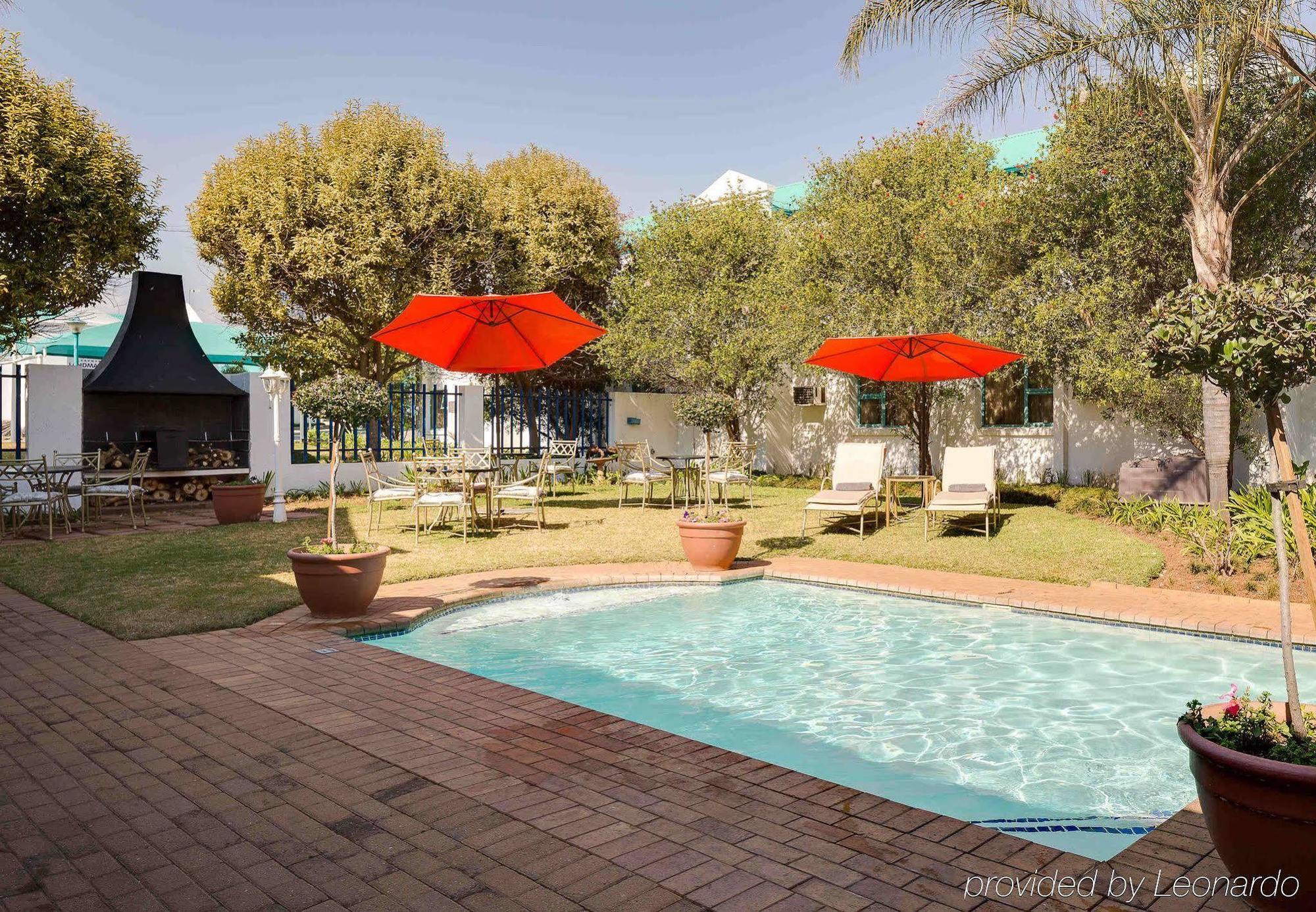 Protea Hotel By Marriott Polokwane Landmark Екстериор снимка